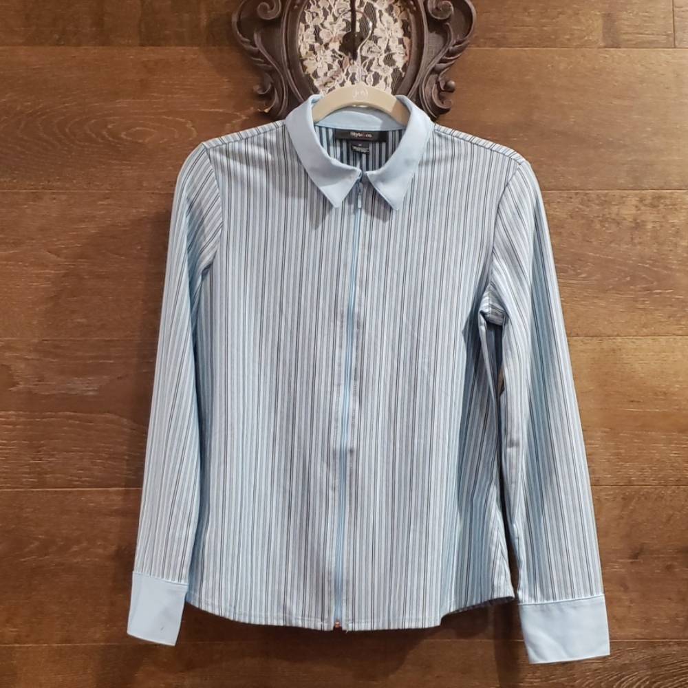 Blue zippered blouse